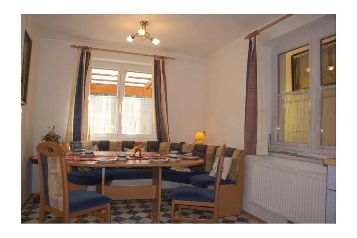 MonteurZimmer: Appartementhaus Alpina