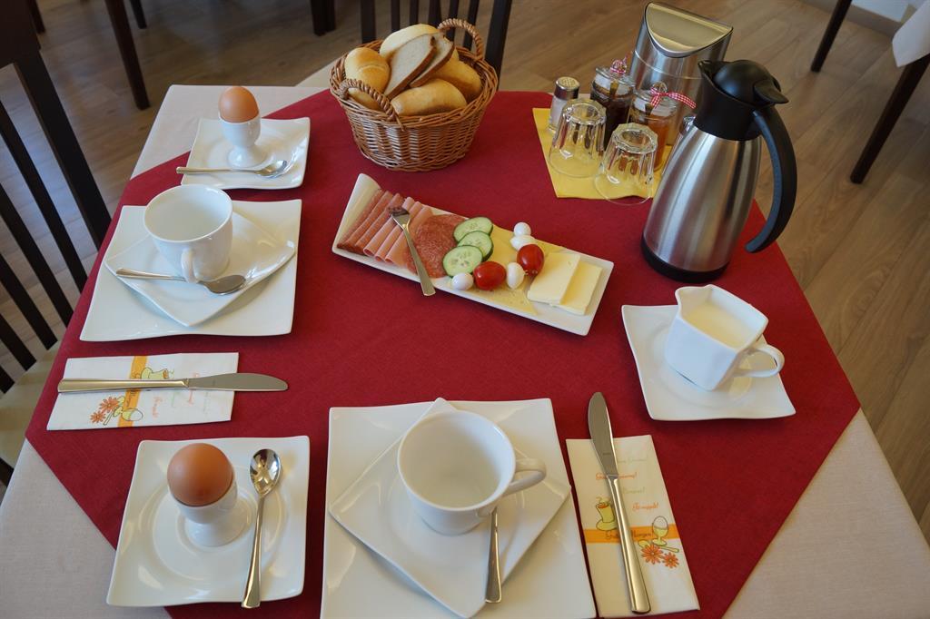 Monteur-Zimmer - Preis pro Nacht - Zlan - Haus Georg