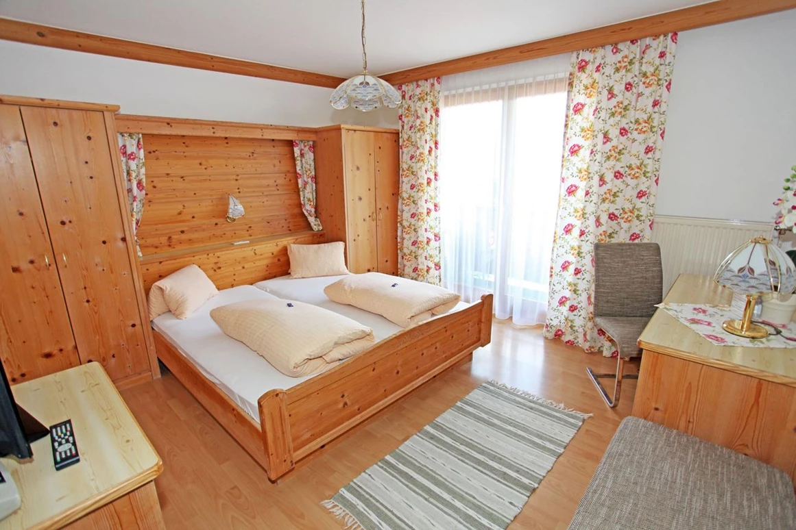 MonteurZimmer: Alpenhof Strenge