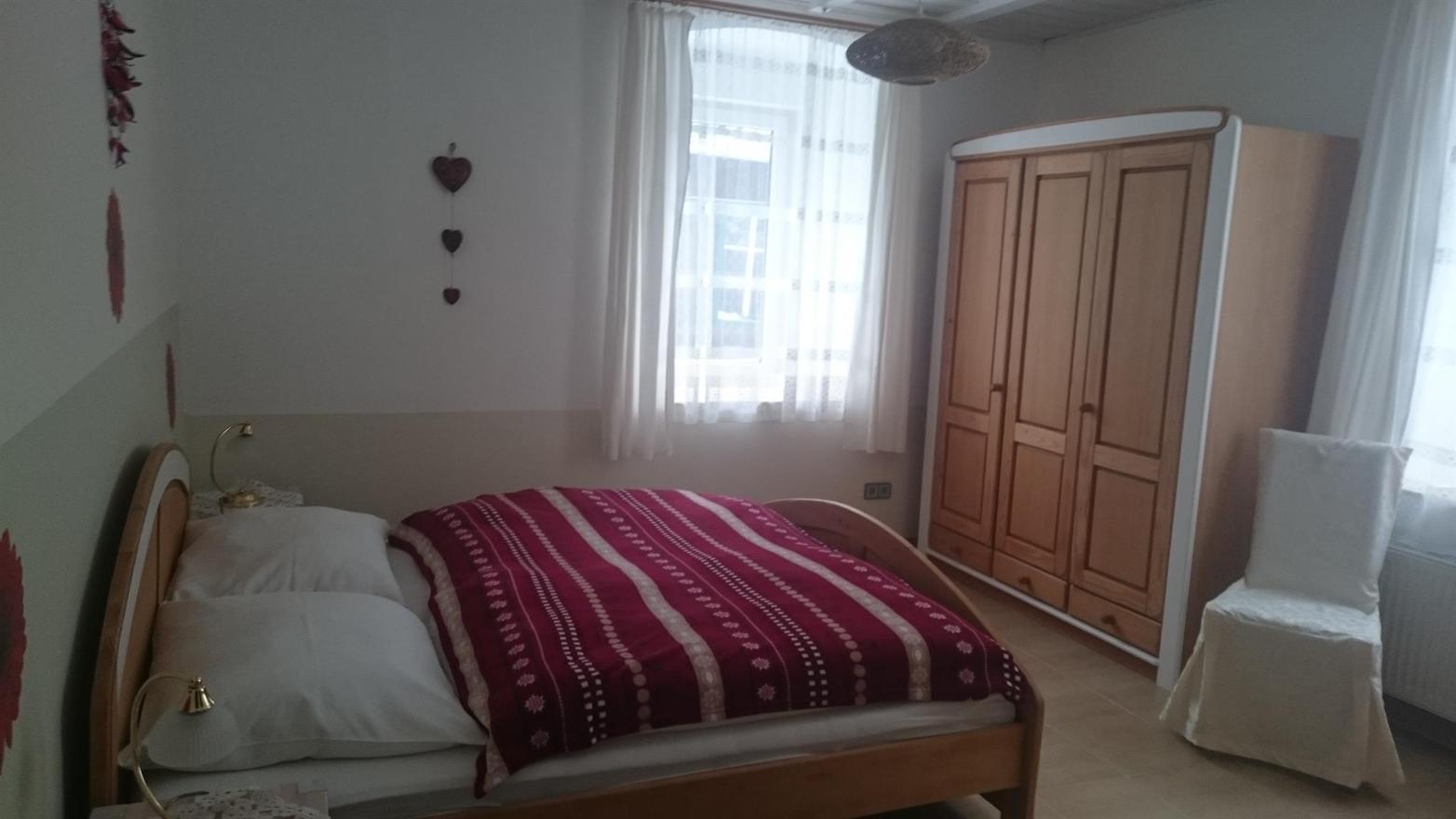 Monteur-Zimmer - Preis pro Nacht - Stall - Appartementhaus Parkvilla