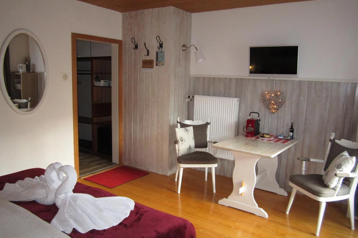 MonteurZimmer: Haus Holunder