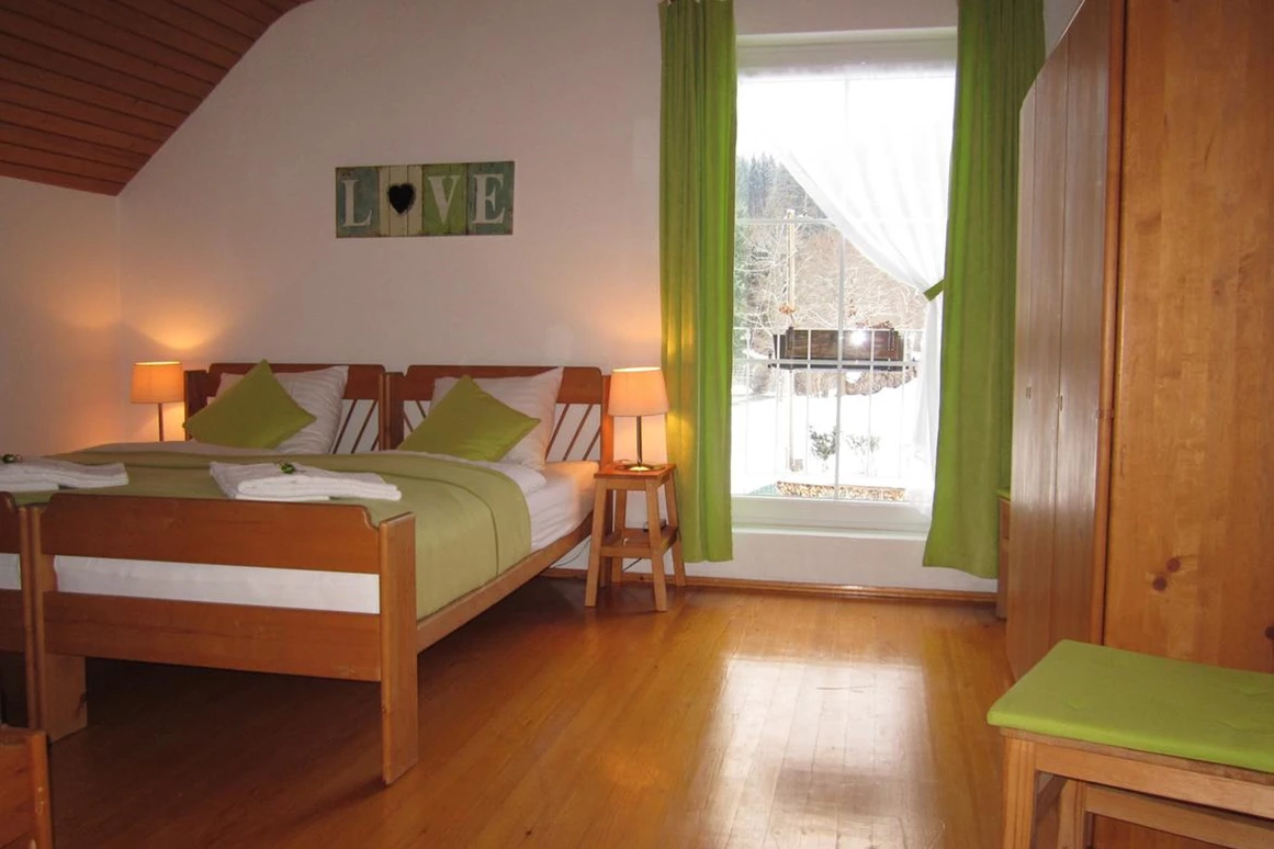 MonteurZimmer: Haus Holunder