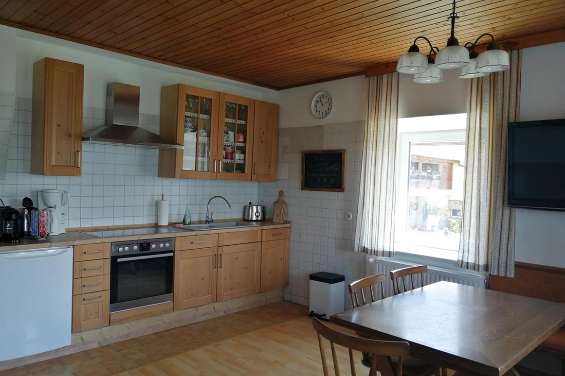 MonteurZimmer: Ferienwohnung Göriacher Stern