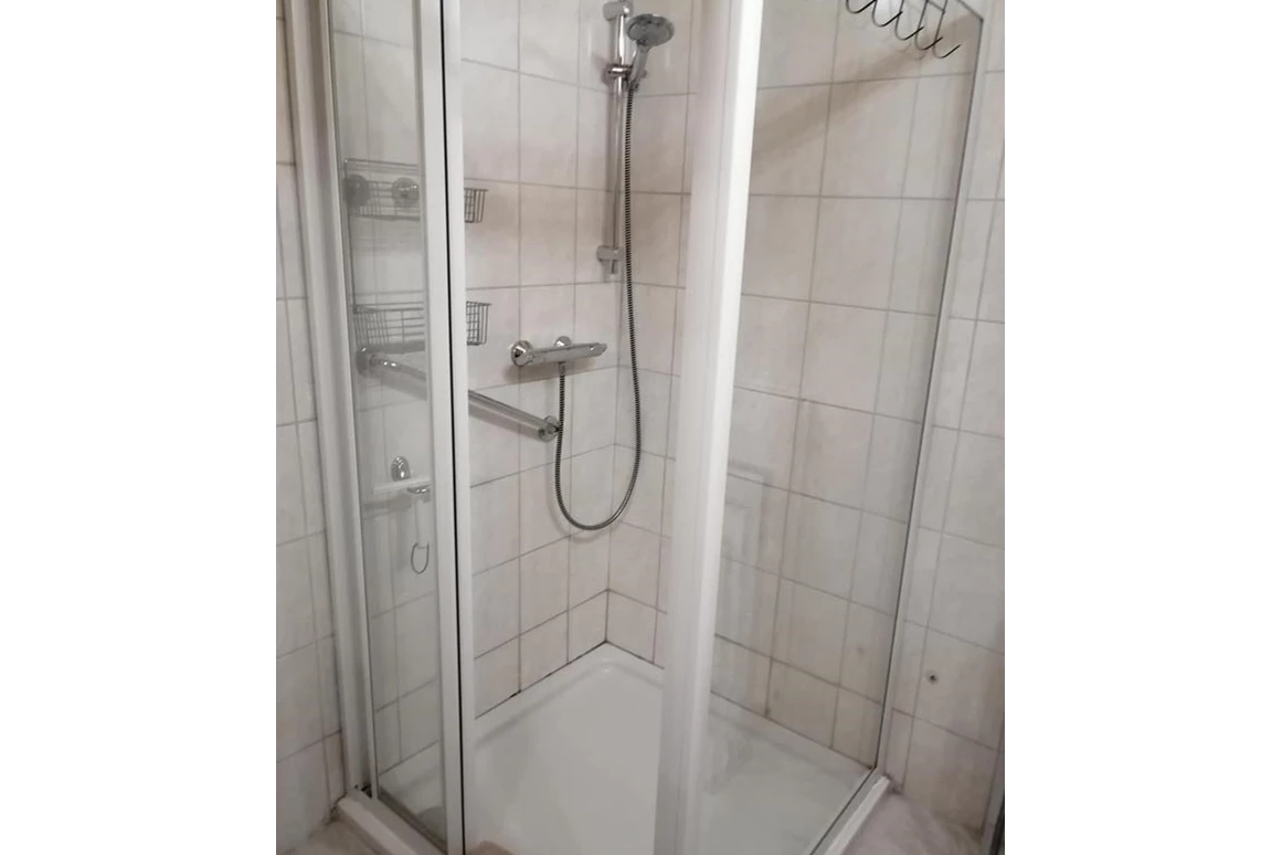 MonteurZimmer: Ferienwohnung Göriacher Stern