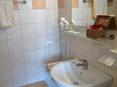 MonteurZimmer: Gasthof-Pension Golob