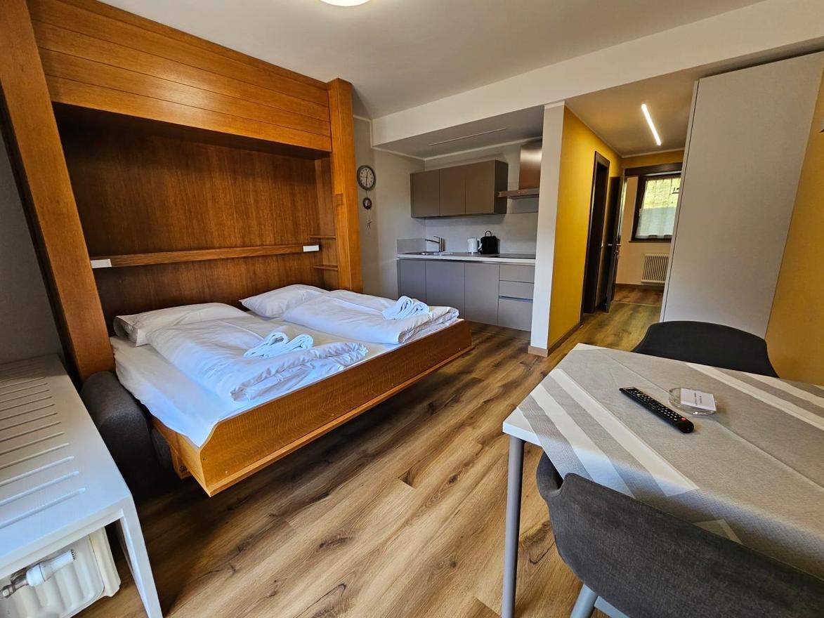 Monteur-Zimmer - Egg am Faaker See - Appartement Isola