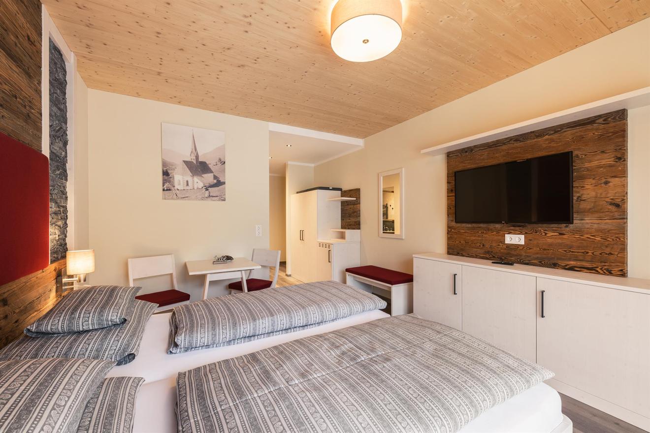 Monteur-Zimmer - Egg am Faaker See - Pension Appartements Urbanhof