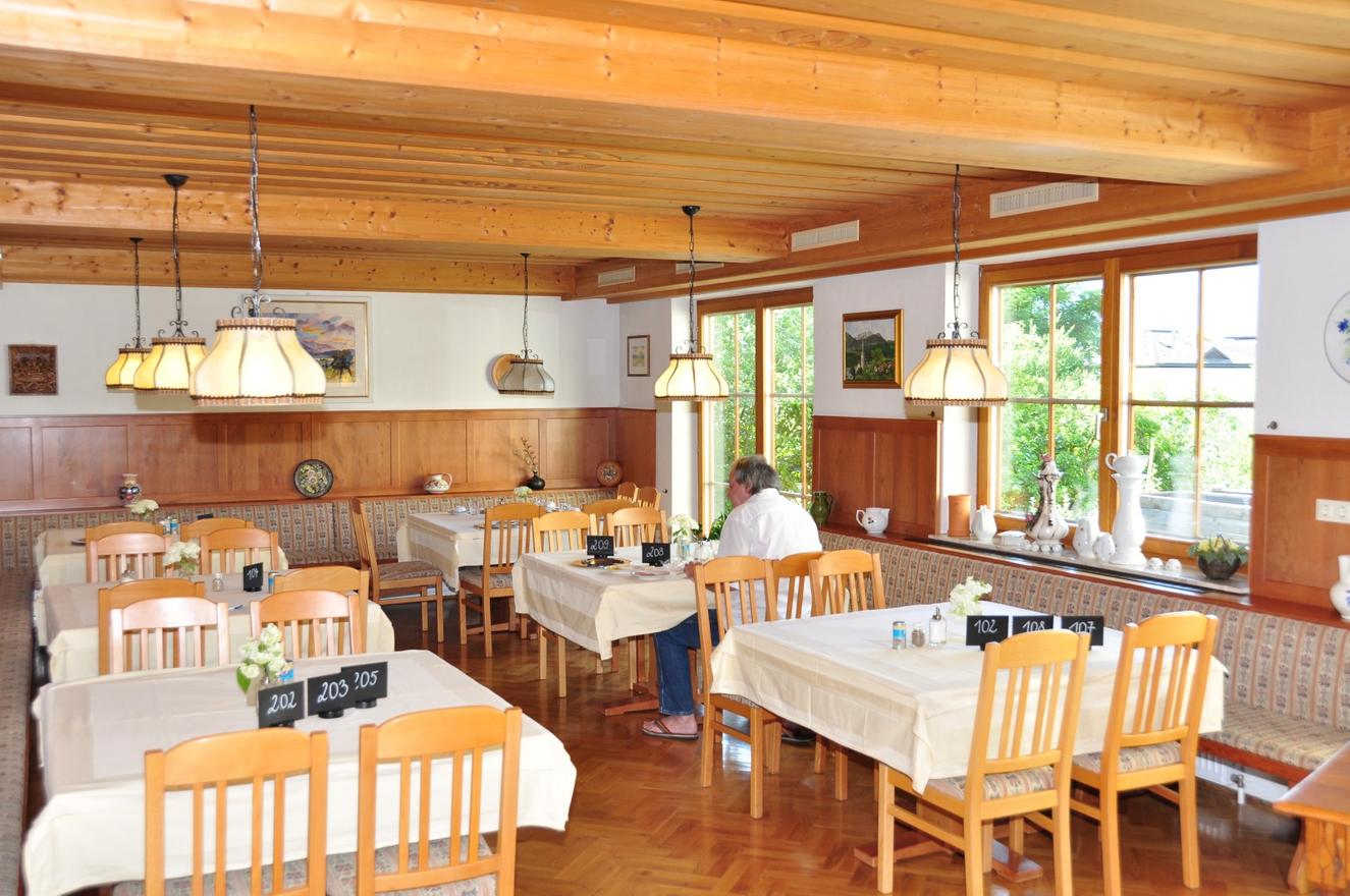 Monteur-Zimmer - Preis pro Nacht - Dürnvellach - Pension Villa Blumegg