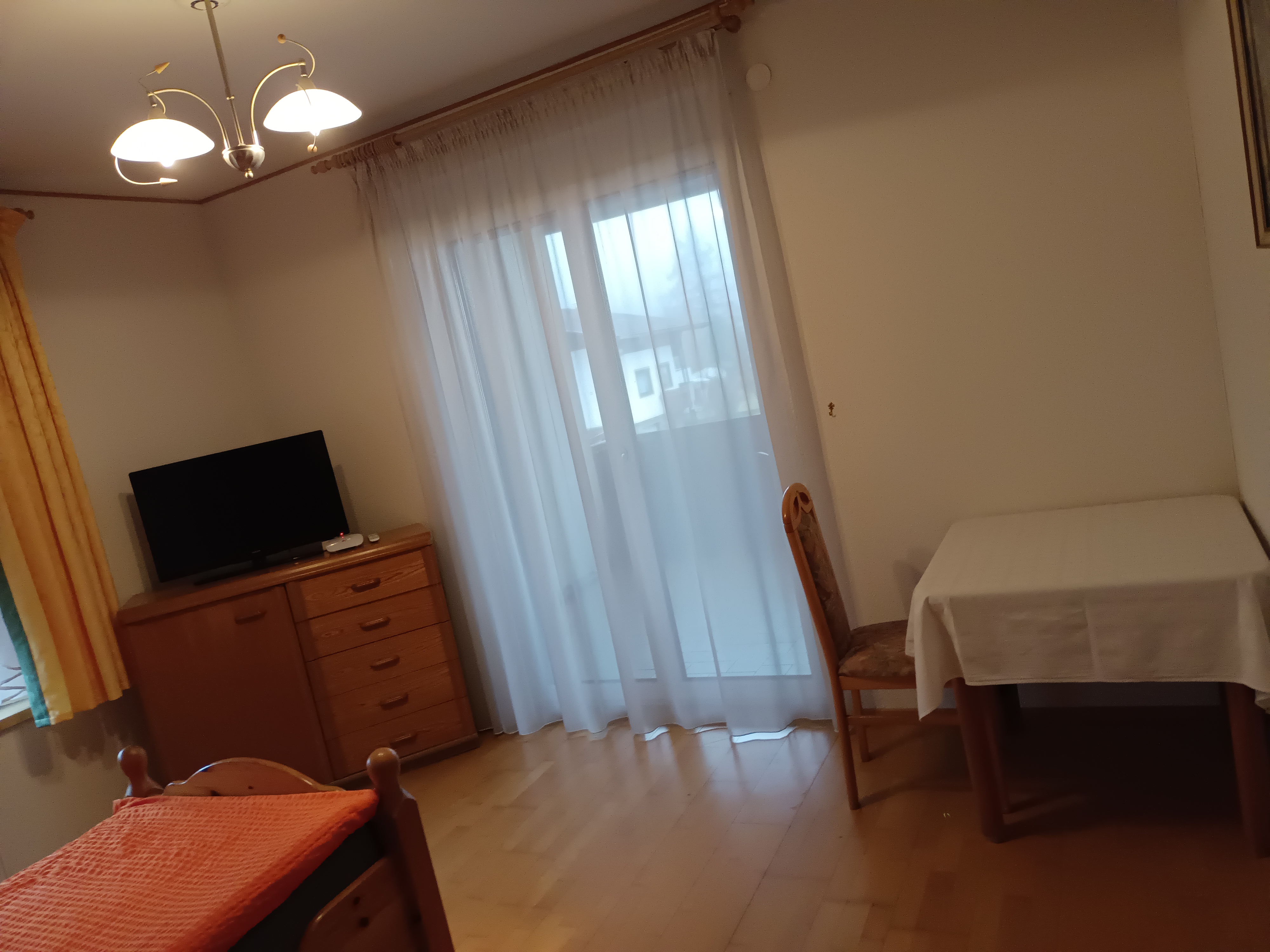 Monteur-Zimmer - Parkplatz: eigener Parkplatz für PKW vorhanden - Techendorf - Monteurzimmer in Spittal an der Drau