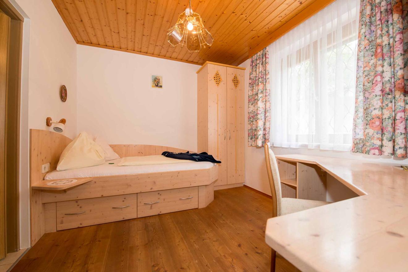 Monteur-Zimmer - Preis pro Nacht - Dürnvellach - Gästehaus Pirkebner