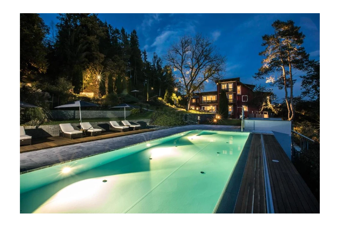 MonteurZimmer: Landidyll-Hotel Nudelbacher
