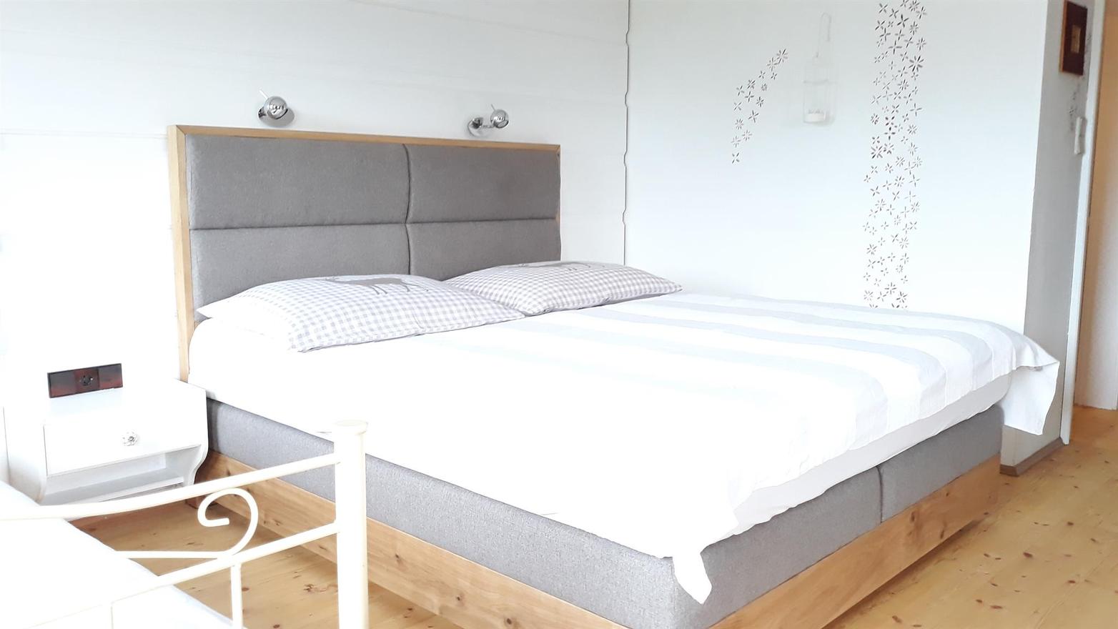 Monteur-Zimmer - Preis pro Nacht - Irschen - Haus Hanshois