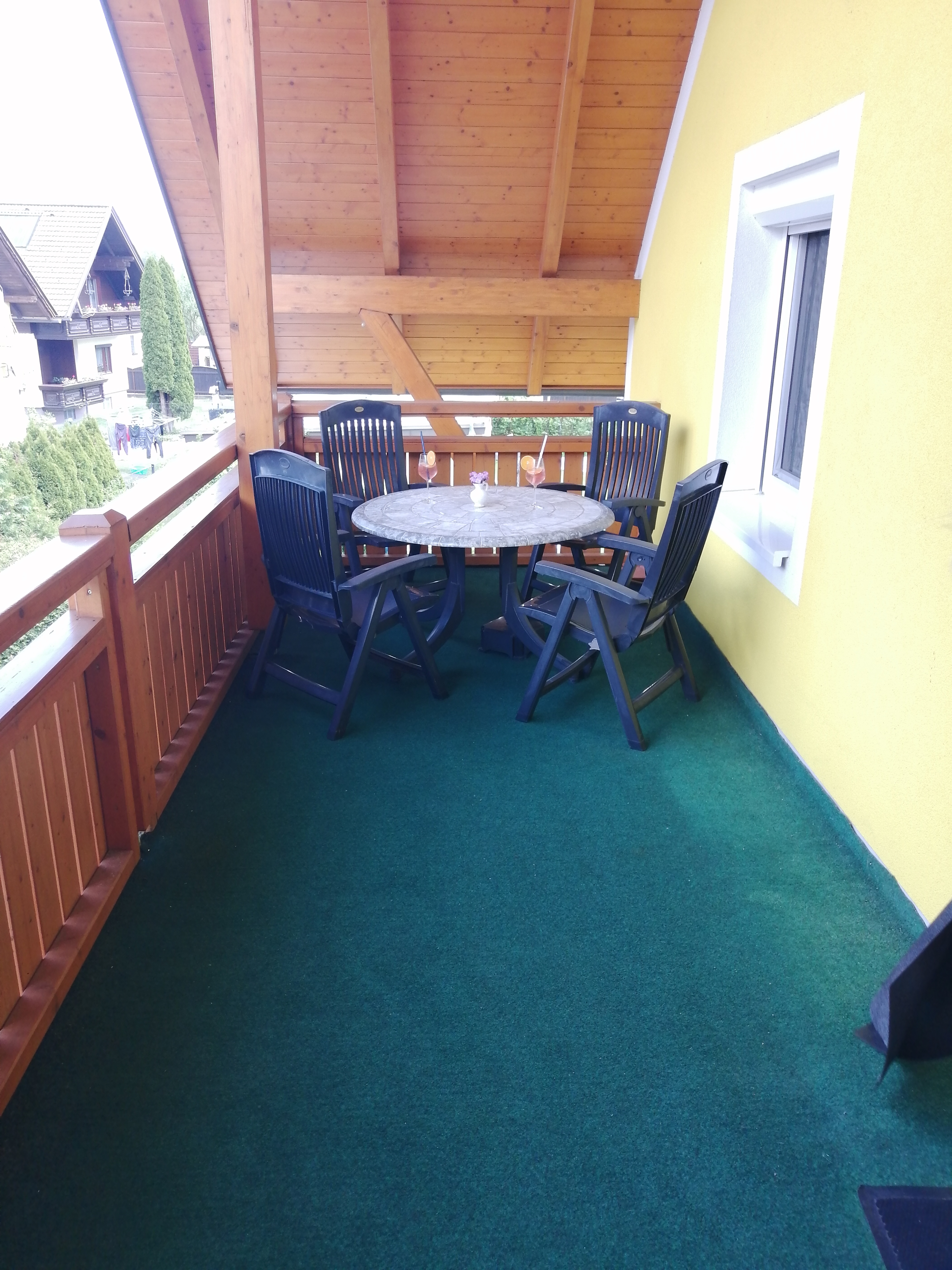 MonteurZimmer: Balkon - Ferienwohnung Dreiländereck