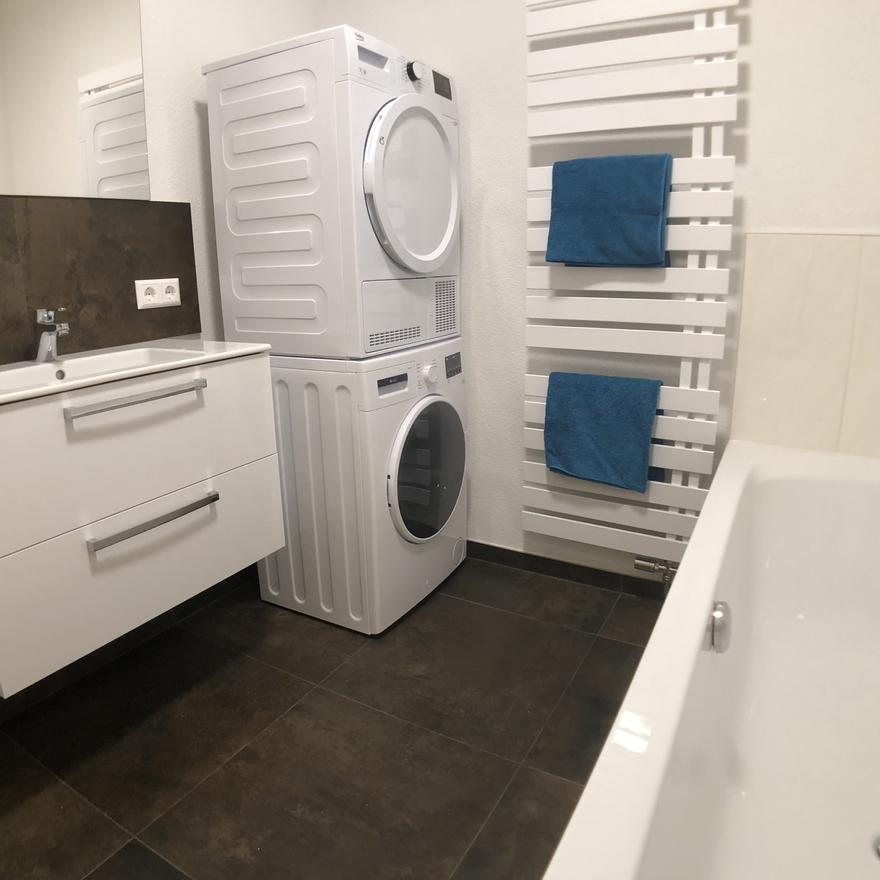 MonteurZimmer: Ferienwohnung Schlossblick