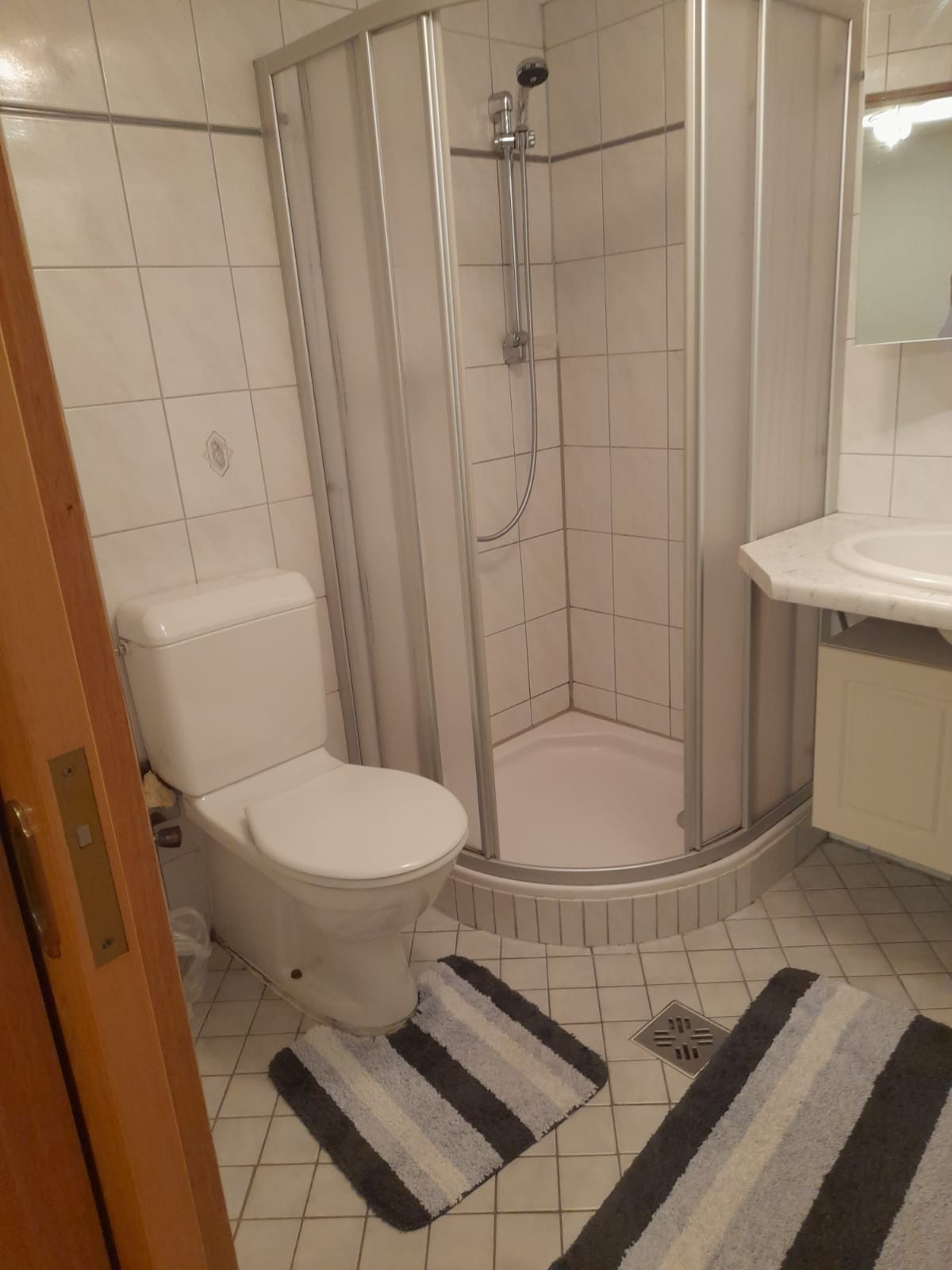 Monteur-Zimmer - Preis pro Nacht - Tirol - Appartement Deutsch