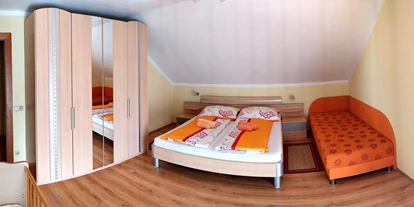 Monteur-Zimmer - Strau - Ferienwohnungen David Schneider