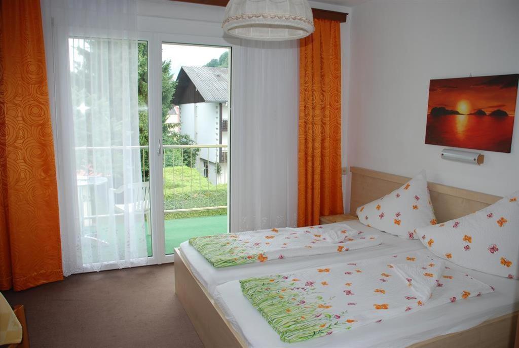 Monteur-Zimmer - Preis pro Nacht - Kühnsdorf - Pension Agnes