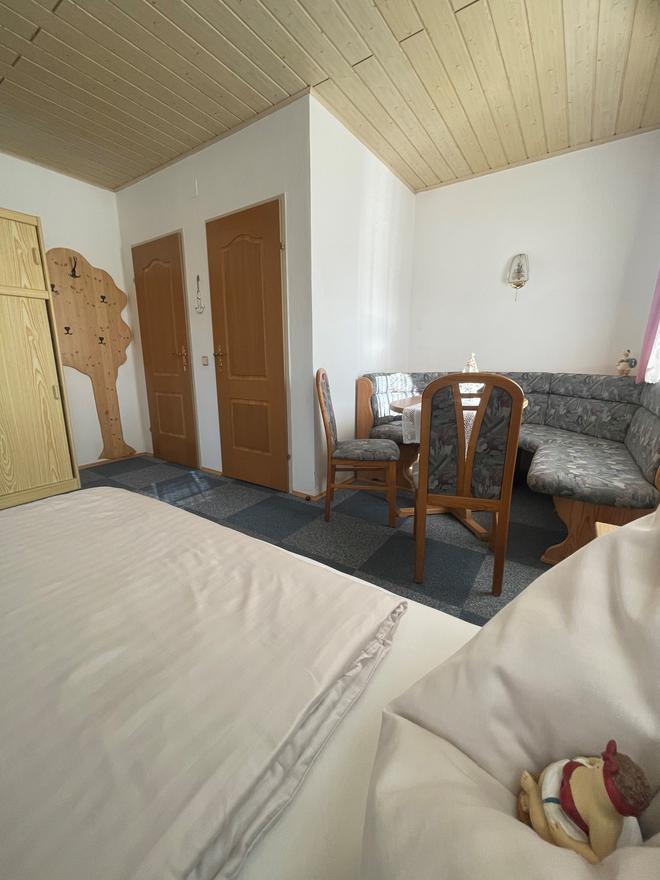 Monteur-Zimmer - Preis pro Nacht - Rosenbach (St. Jakob im Rosental) - Haus zum Glück