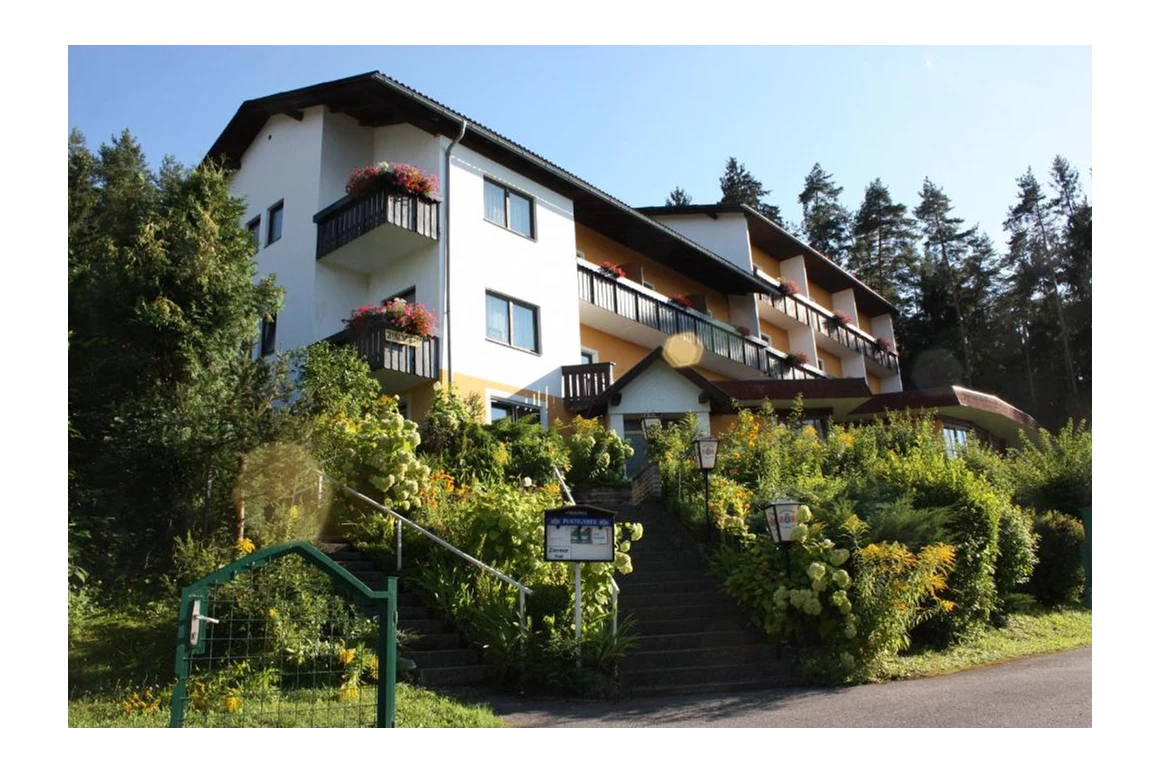 MonteurZimmer: Ferienpension Garni Hubert Rigelnik