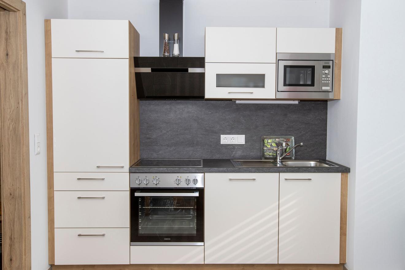 Monteur-Zimmer - Bad Gastein - Appartementhaus Dullnig