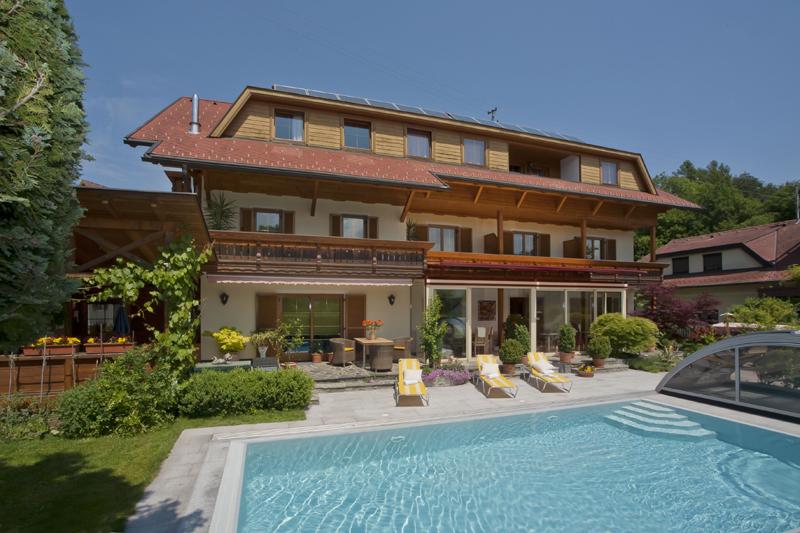 Monteur-Zimmer - Treffen (Treffen am Ossiacher See) - Appartements/Ferienwohnungen Christl