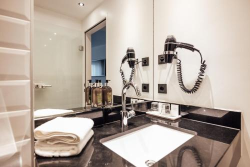 Monteur-Zimmer - Preis pro Nacht - Hall in Tirol - Hotel Grauer Bär