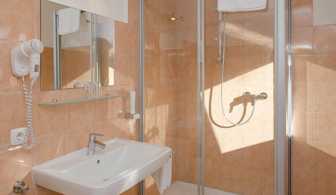 Monteur-Zimmer - Spital am Pyhrn - Gasthaus & Pension Schwarzer Graf