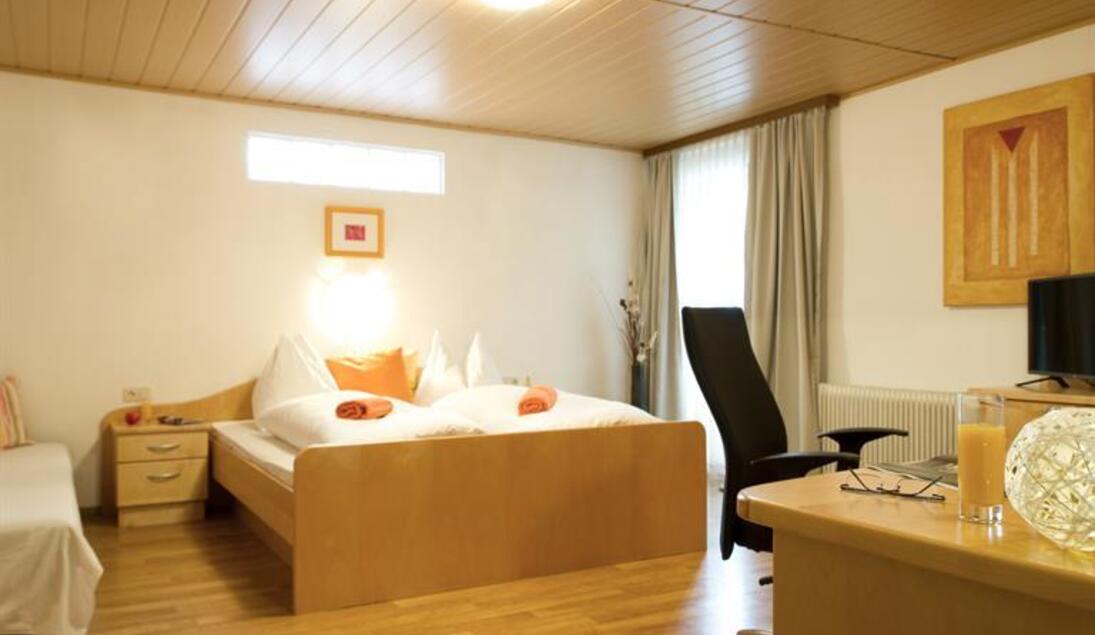 Monteur-Zimmer - Preis pro Nacht - Vichtenstein (Vichtenstein, Sankt Roman) - Gasthof „Zum Alten Turm“