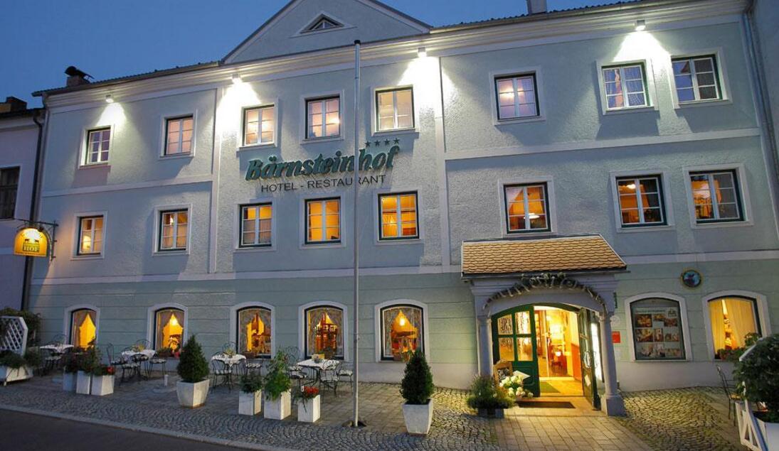 Monteur-Zimmer - Preis pro Nacht - Vichtenstein (Vichtenstein, Sankt Roman) - Bärnsteinhof - Gasthof mit Herz