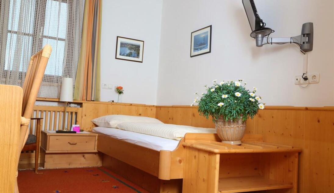 Monteur-Zimmer - Preis pro Nacht - Sierning (Sierning) - Gasthof Engelhof