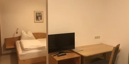 Monteur-Zimmer - Engelhartszell - Berggasthof Waldschenke- Familie Thumfart