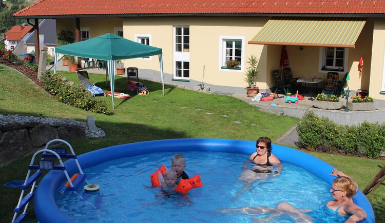 Monteur-Zimmer - Schwarzenberg am Böhmerwald - Ferienwohnung Johanna