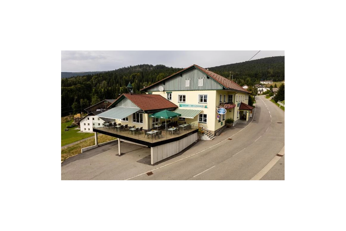 MonteurZimmer: Gasthof Dreiländereck