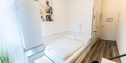 Monteur-Zimmer - Vichtenstein (Vichtenstein, Sankt Roman) - Motel Schlafraum