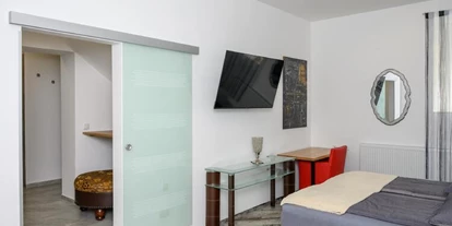 Monteur-Zimmer - Kirchschlag bei Linz - Plaza Cafe & Bar