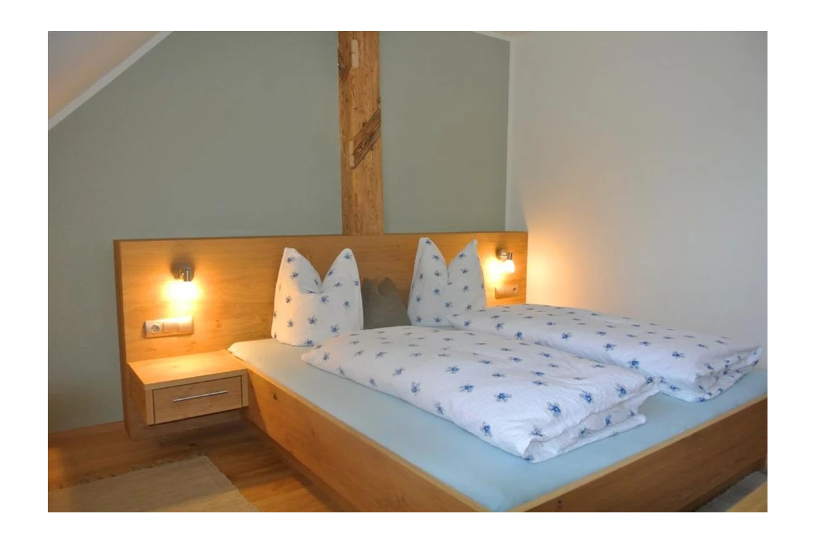 MonteurZimmer: Haus Fischer Nassfeldblick