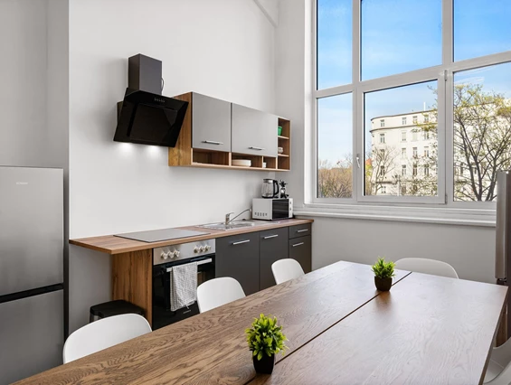 MonteurZimmer: Modernes WG-Zimmer nahe Margaretengürtel