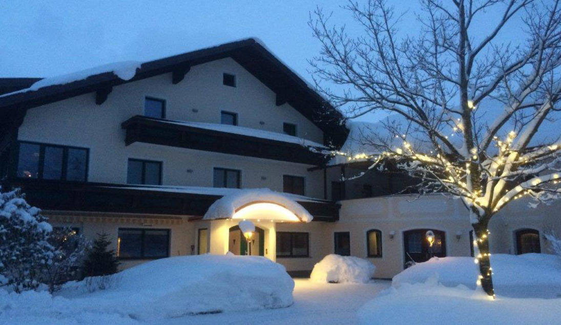 Monteur-Zimmer - Preis pro Nacht - Weyregg am Attersee - Pension ANNA, Ferienwohnungen & Komfortzimmer