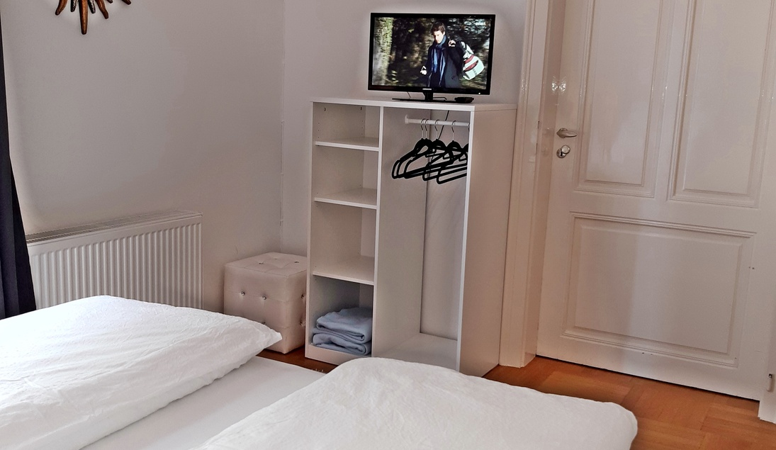 Monteur-Zimmer - Preis pro Nacht - Weyregg am Attersee - Apartment "KRISTALL"