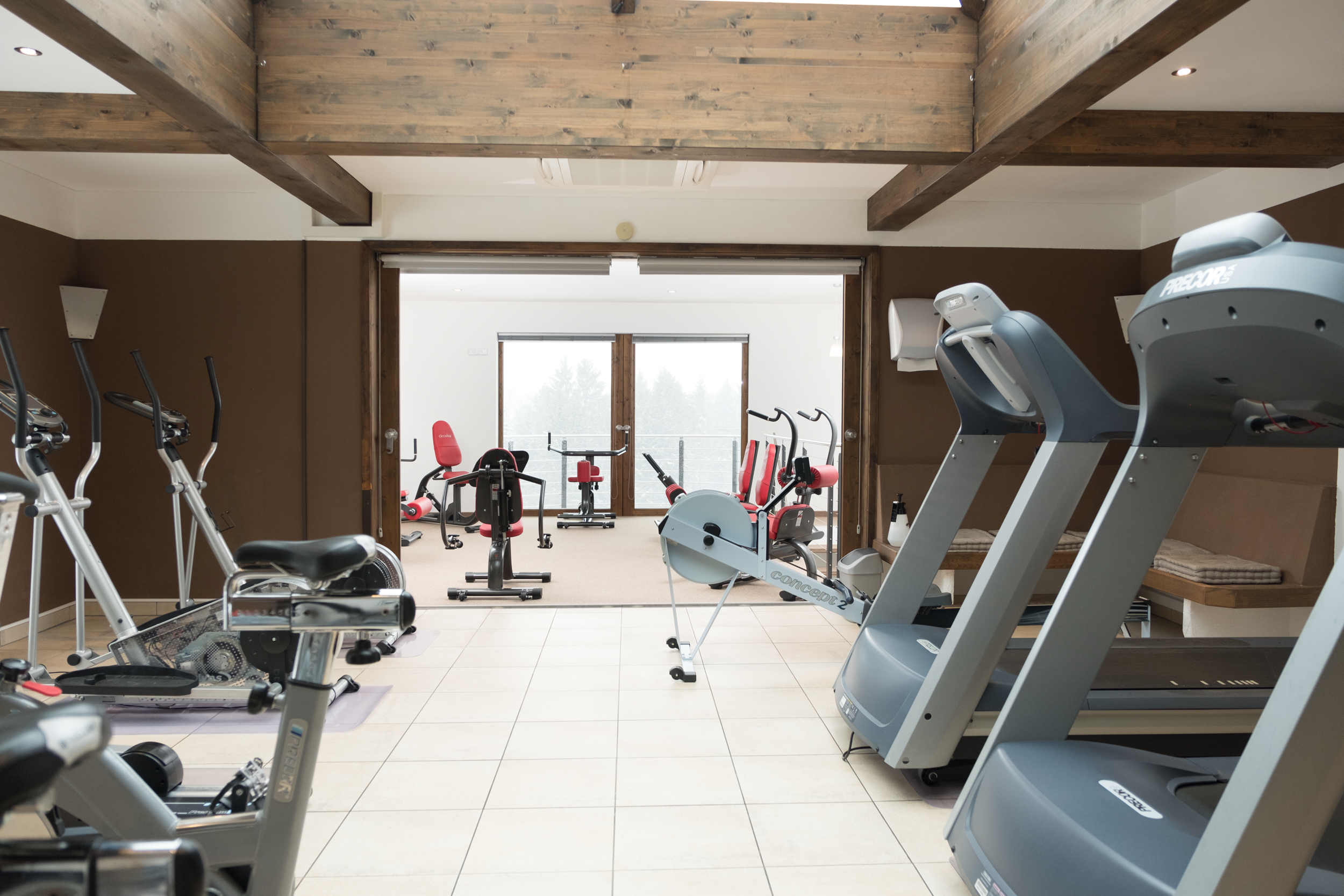 Monteur-Zimmer - Fernseher - Fitnessstudio am Irlingerhof - Pension Irlingerhof