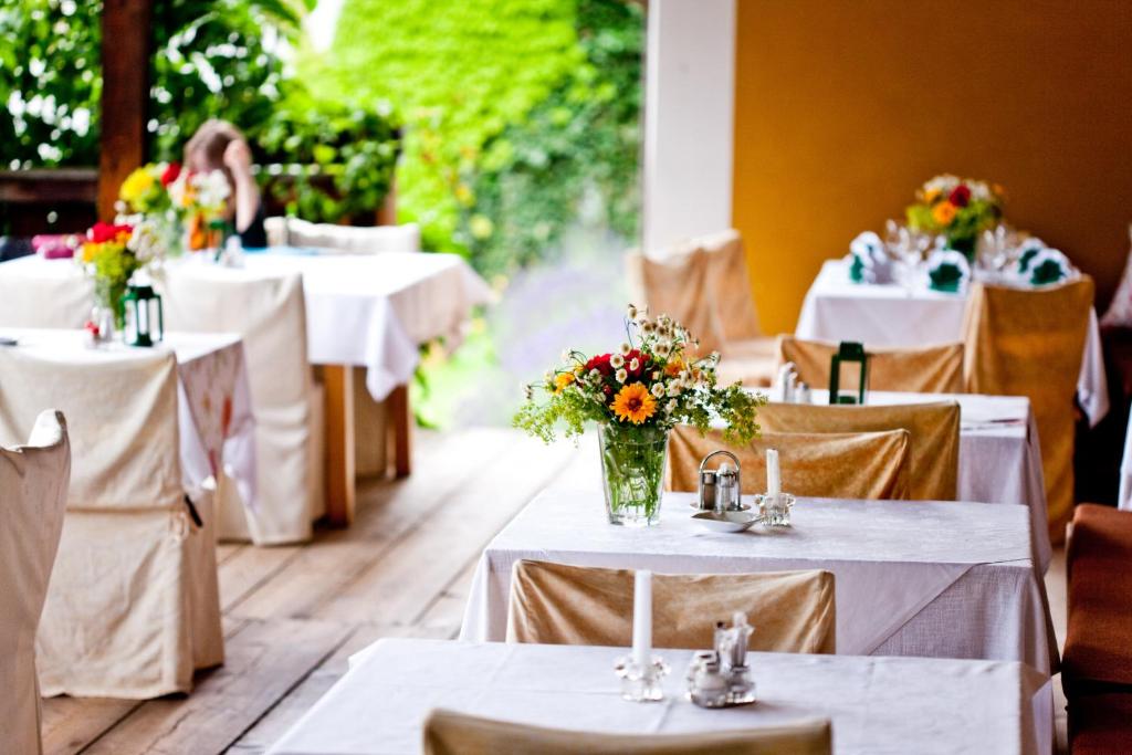 Monteur-Zimmer - Preis pro Nacht - Friesach (Friesach) - Hotel Gasthof Lercher