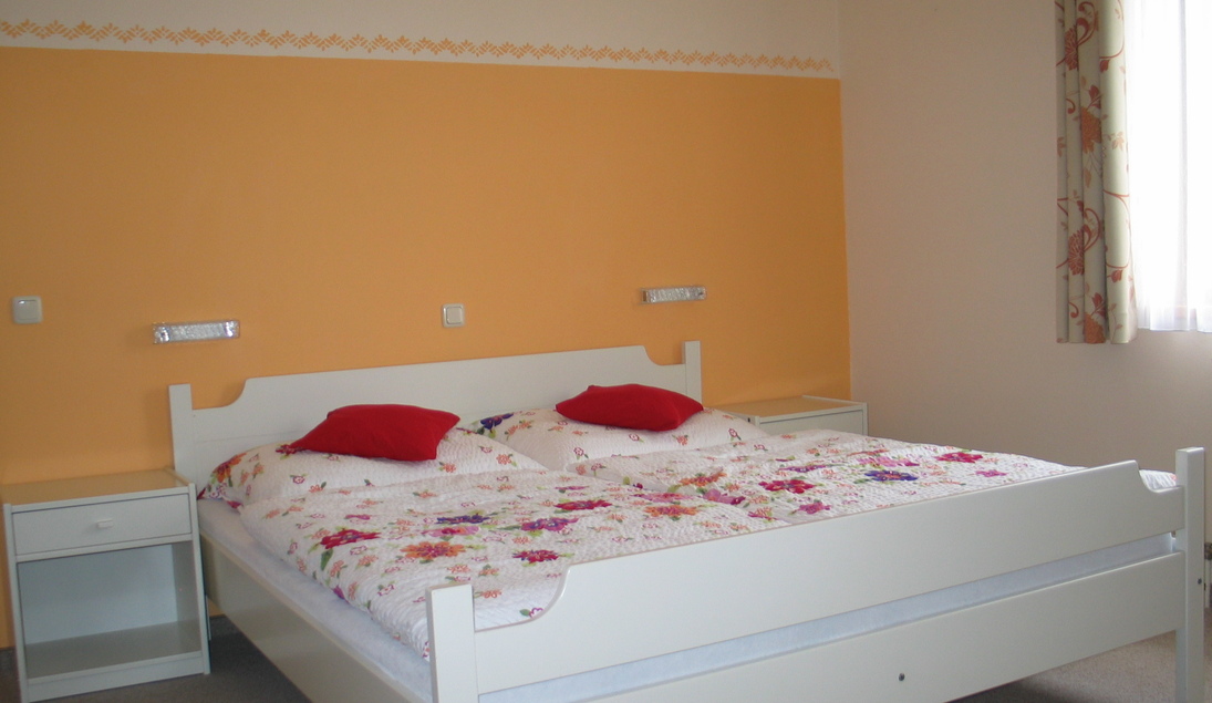 Monteur-Zimmer - Preis pro Nacht - Hallein - Annemarie Wasmeier