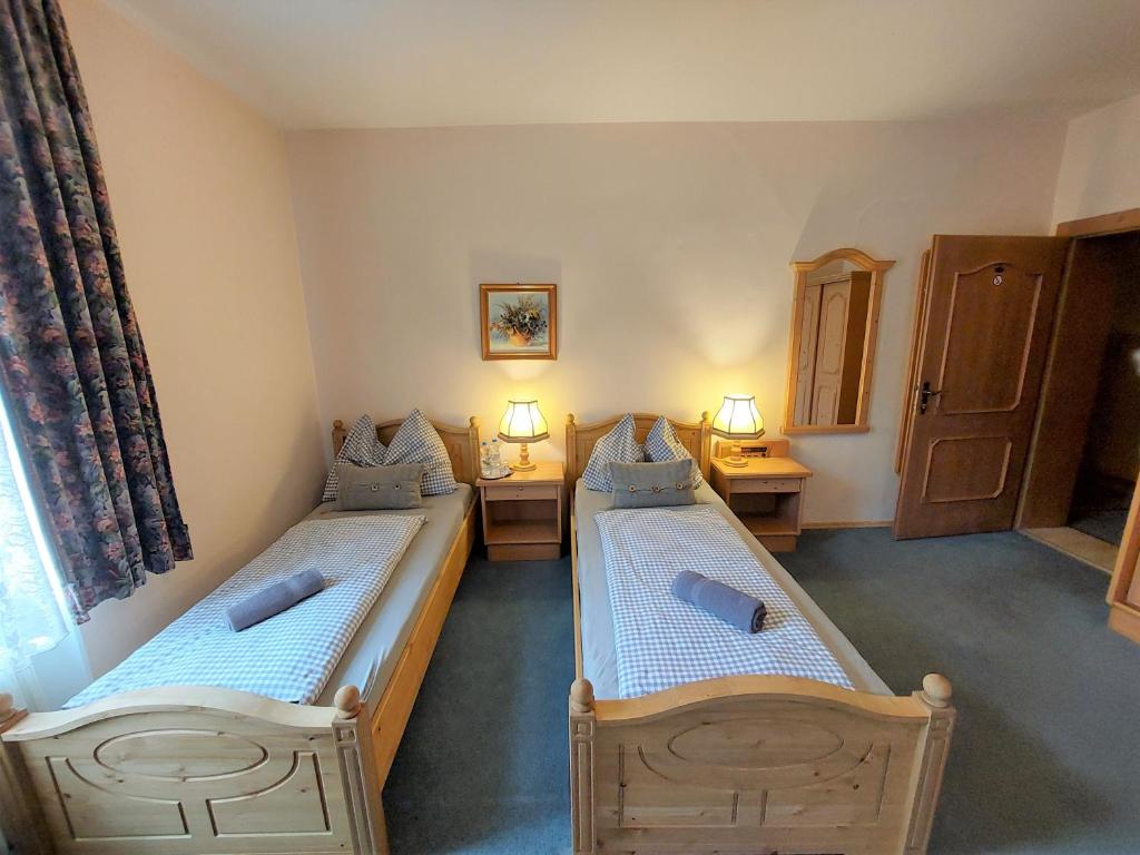 Monteur-Zimmer - Preis pro Nacht - Aflenz Kurort - 3 Raben - Leoben - Zimmer für Geschäftsreisende, Urlauber, Monteure und Handwerker, Polski Pensjonat Austria