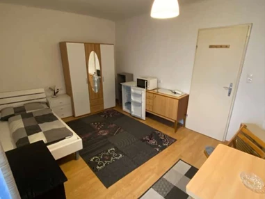 MonteurZimmer: Wohnung mit Einzelzimmer und Doppelzimmer Zentrumslage