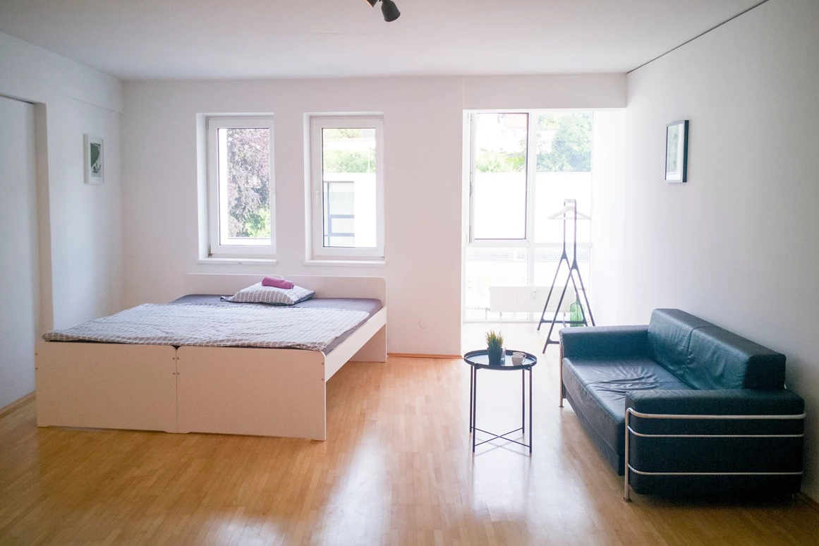 MonteurZimmer: ApartME Thalheim