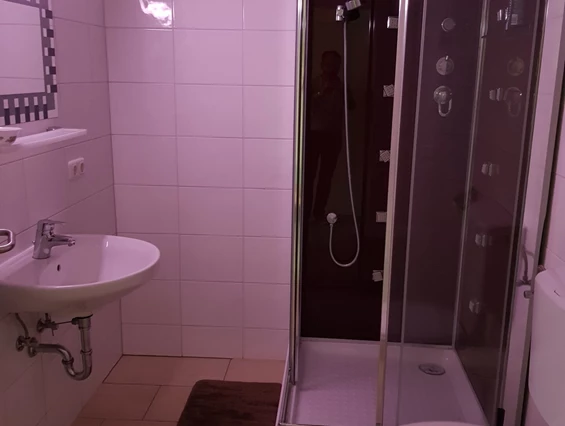MonteurZimmer: Monteurunterkunft Grafinger