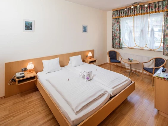 MonteurZimmer: Gasthaus Pension Zum lustigen Steirer