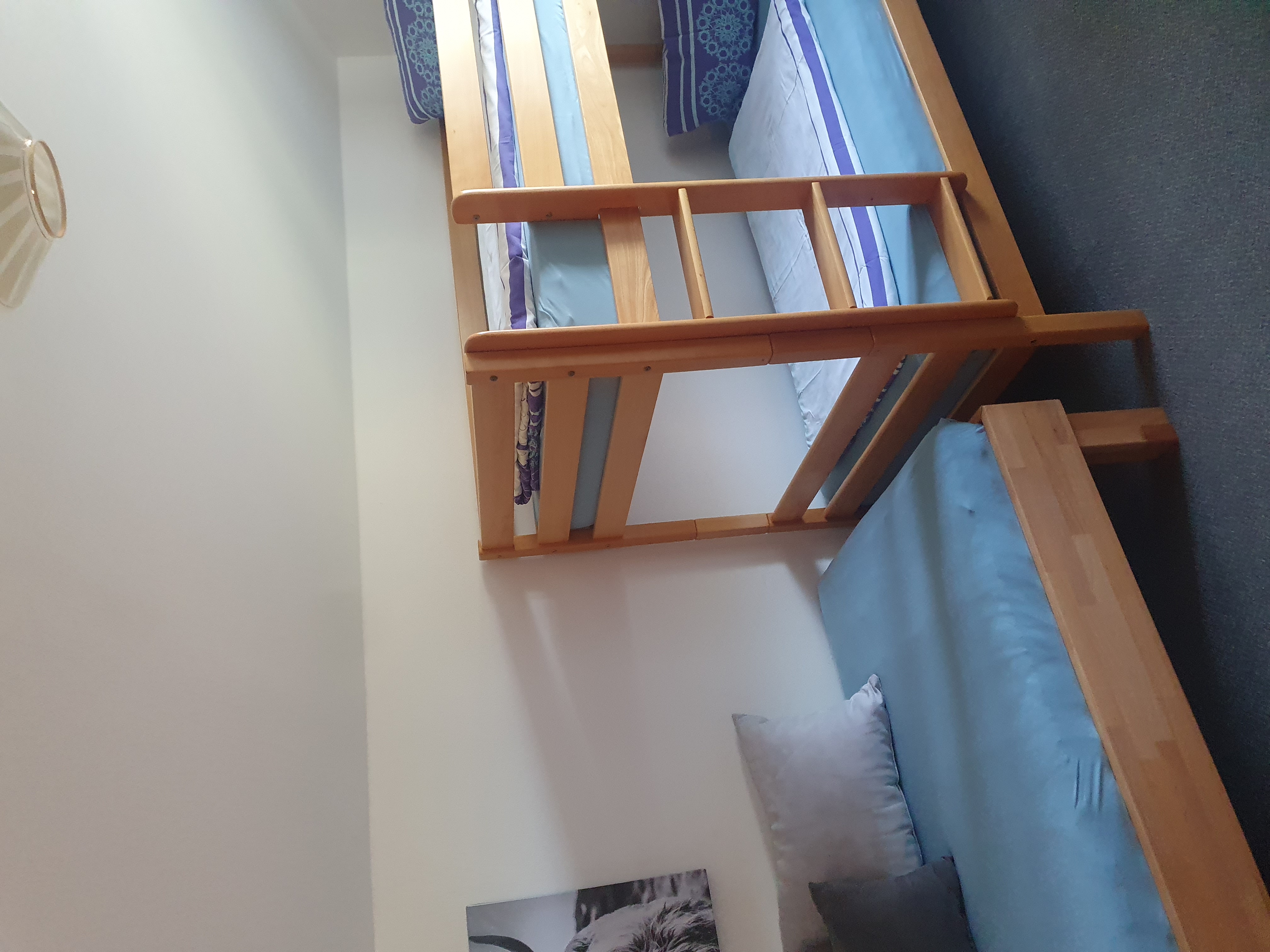 Monteur-Zimmer - Fernseher - Schlafzimmer, Ferienwohnung 2 - Ferienwohnung mit Bergblick