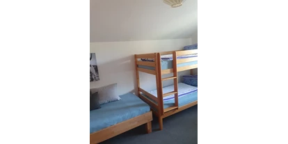 Monteur-Zimmer - Zahlungsarten: Vorauskasse - Österreich - Schlafzimmer, Ferienwohnung 2 - Ferienwohnung mit Bergblick