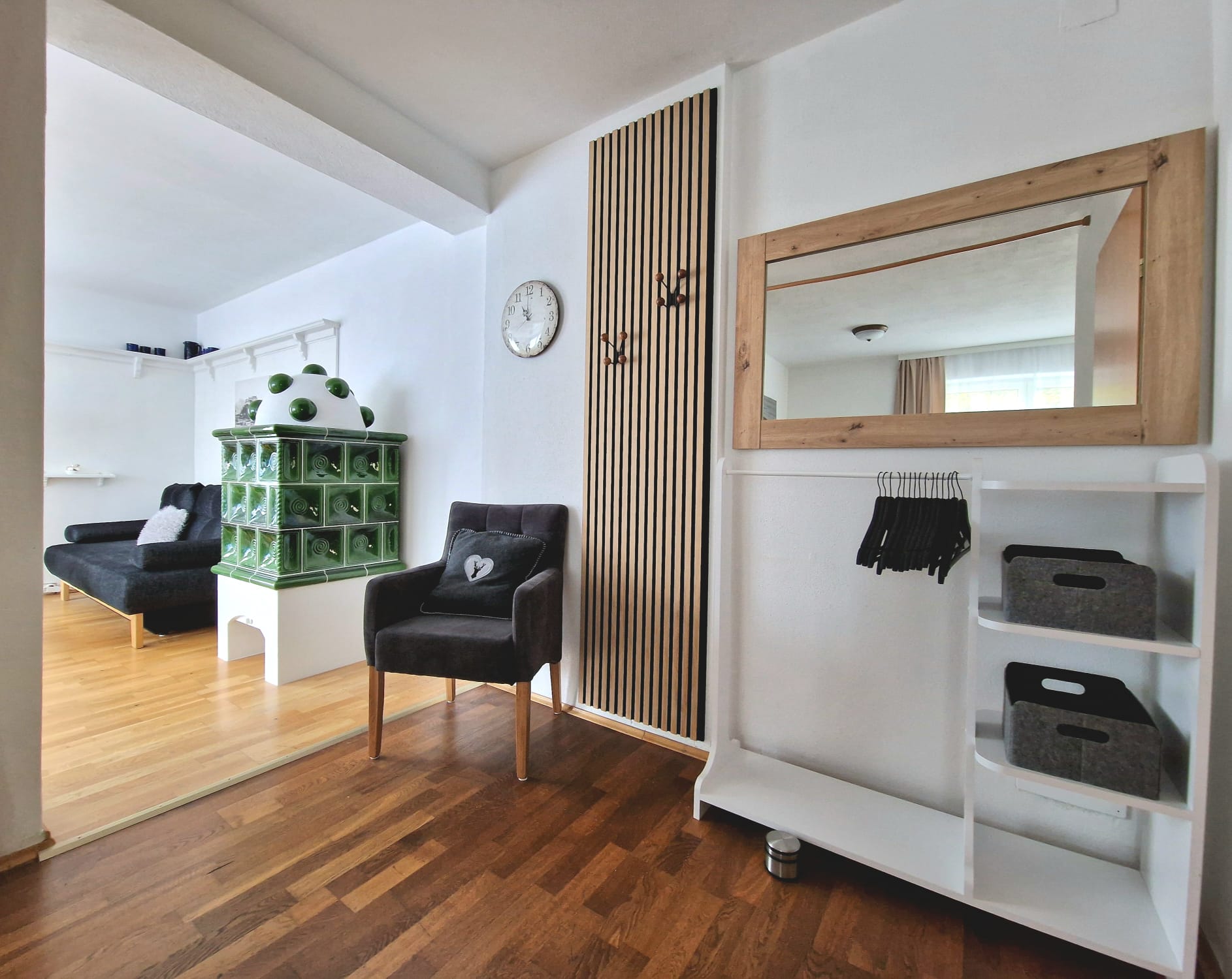 MonteurZimmer: Ferienwohnung mit Bergblick